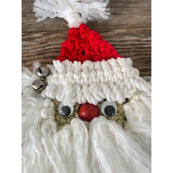Vintage 1970s Macrame' Santa Clause Face Wall Hanging - Picture 4 of 10